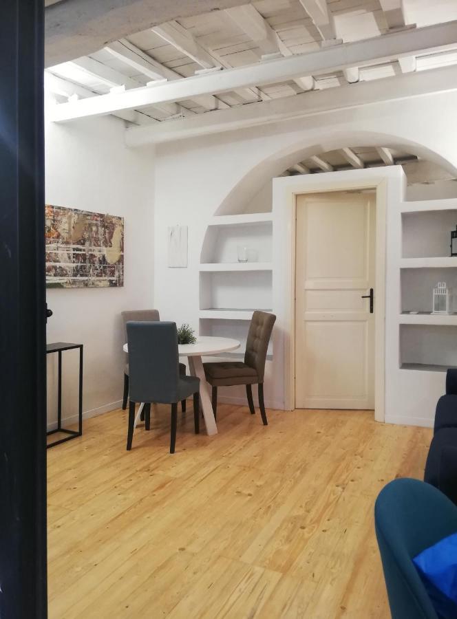 Apartments Campo De Fiori Рим Экстерьер фото